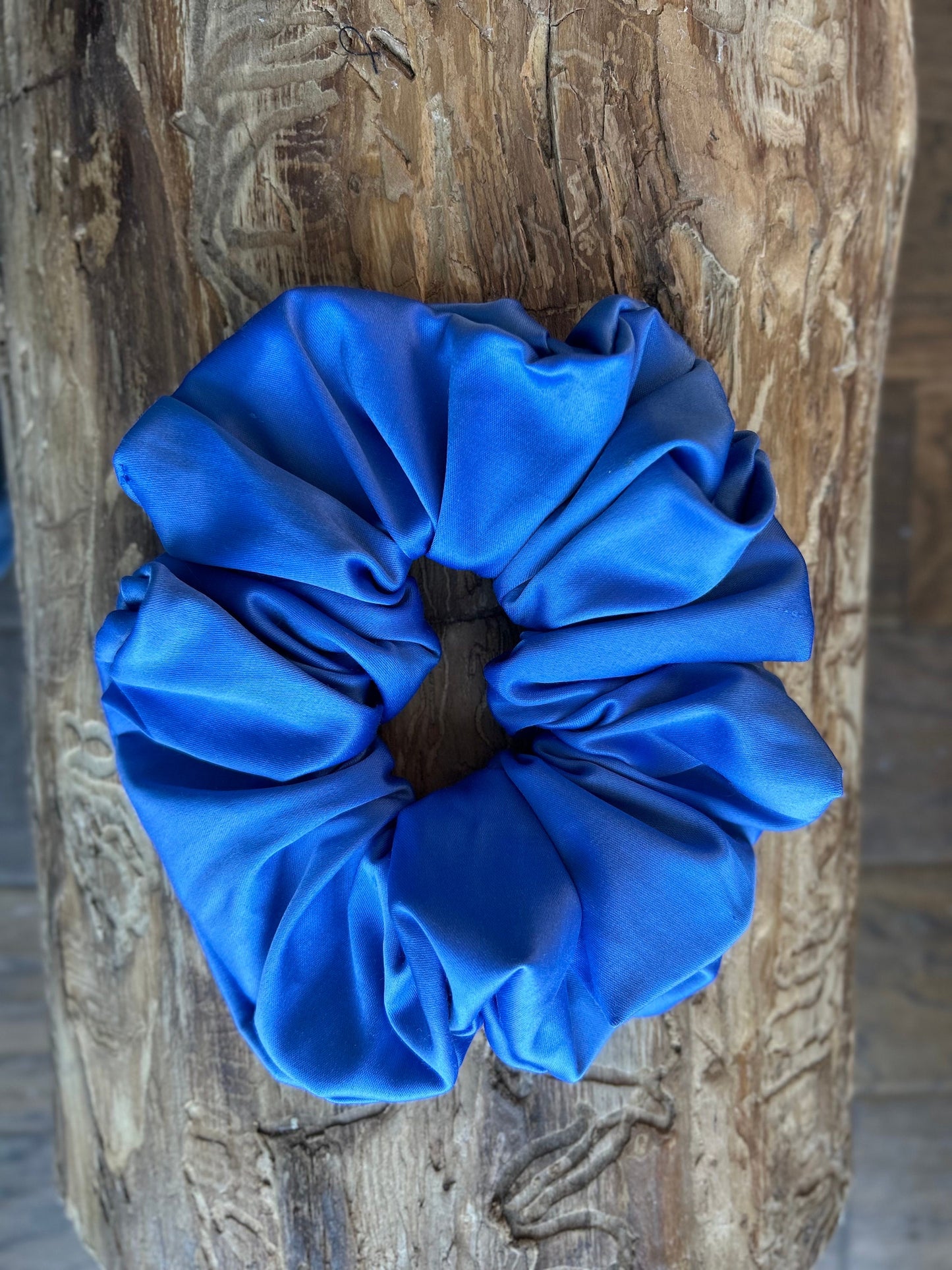 Thick Hair Scrunchies – Soft Scrunchies for thick and voluminous hair Scrunchy, Big Solid Colours 90’s fashion Hair ties, Customizable